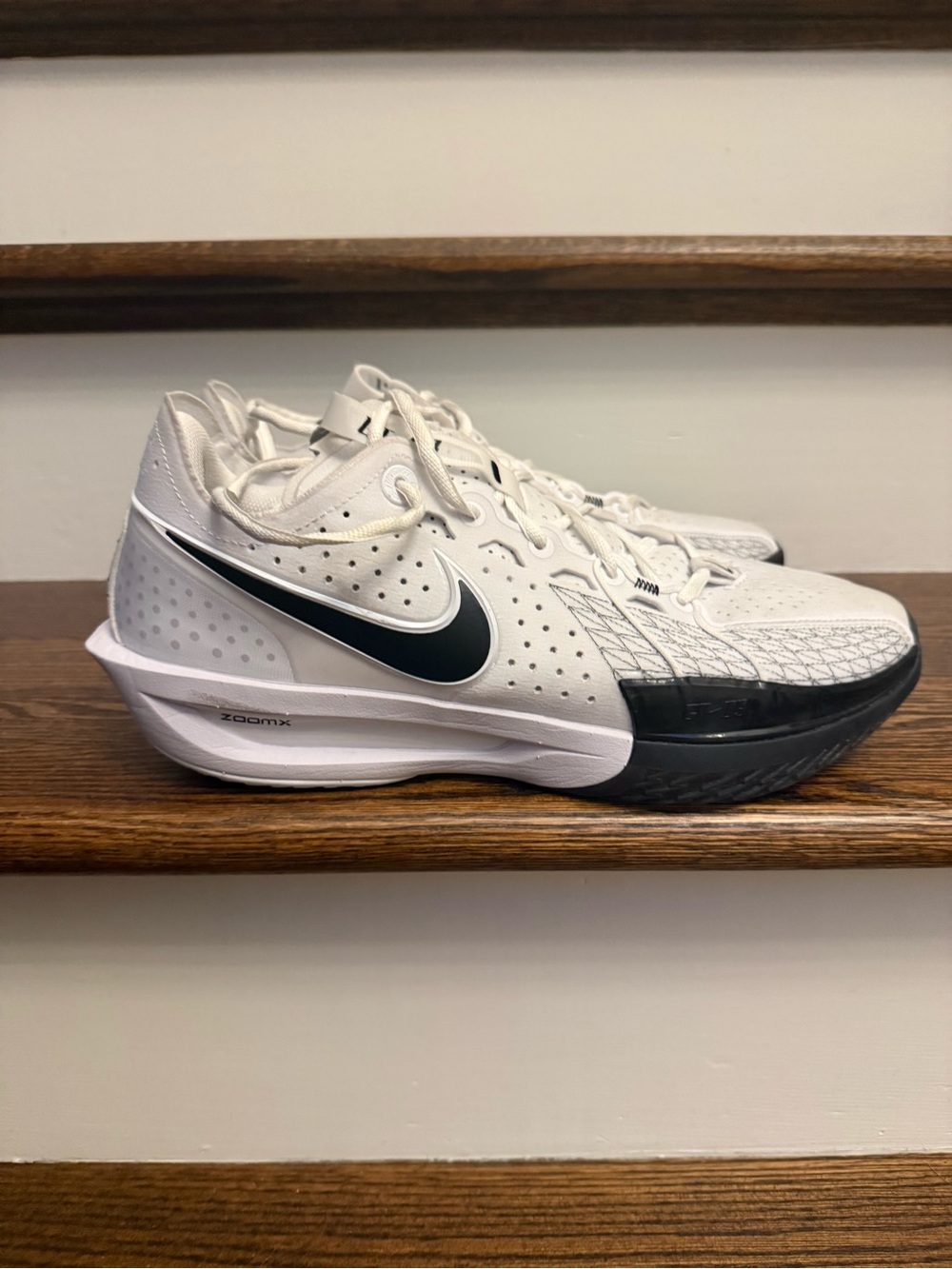 Nike Men's White and Black basketball  G.T Cut 3’s Panda edition